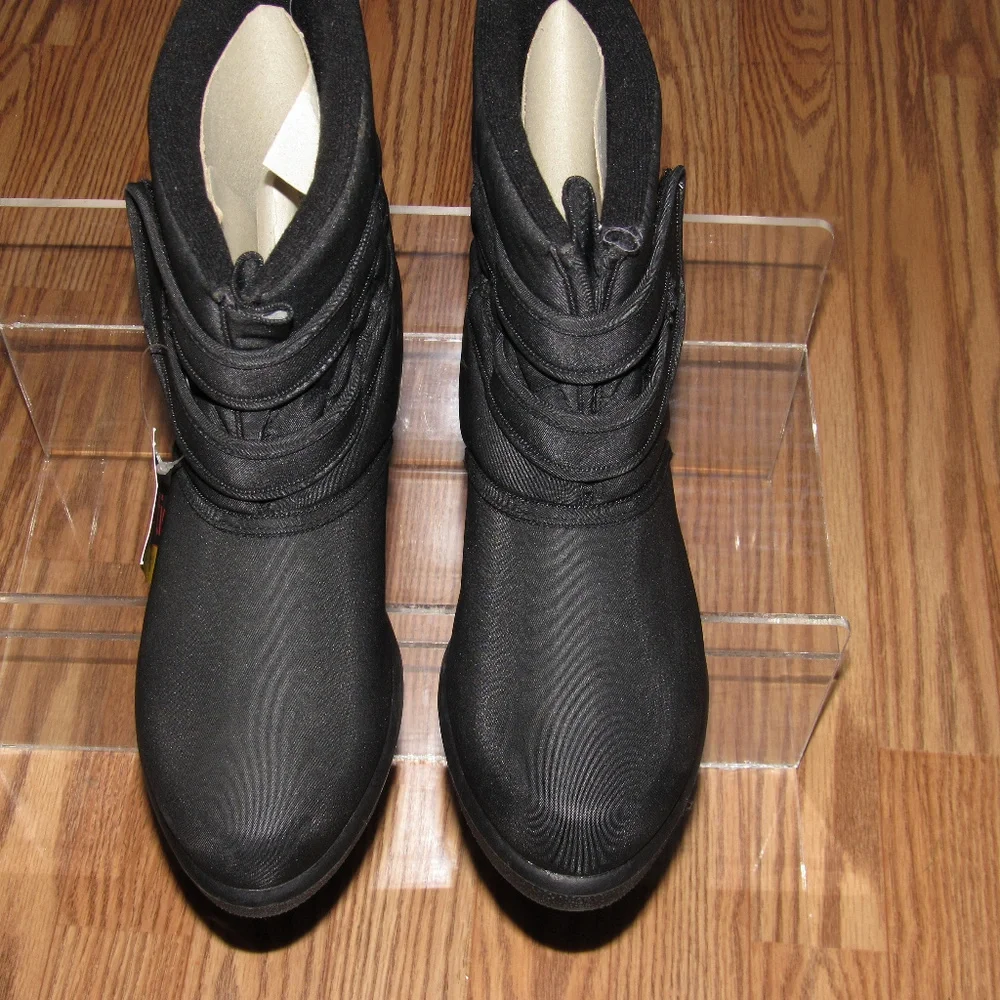 CHROMATICS by Totes Black Waterproof Booties Sz 9M